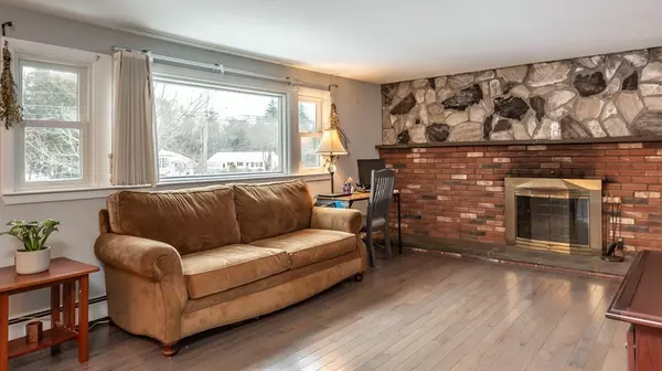 Bridgewater, MA 02324,323 Flagg St