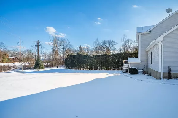 Westfield, MA 01085,15 Jeremy Dr