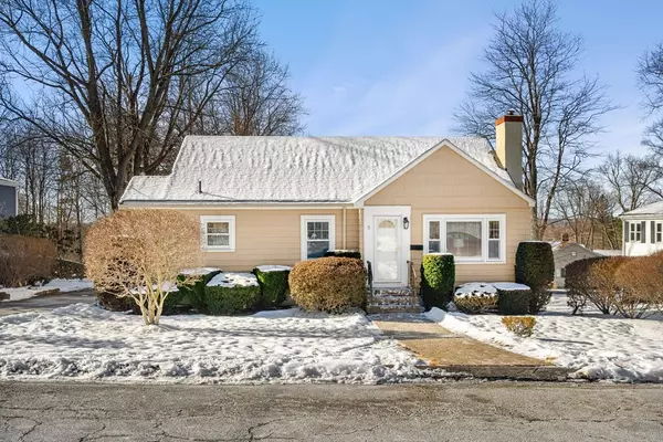 5 Hillcrest Rd, Danvers, MA 01923