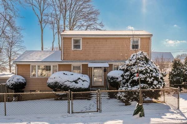 66 Upham St, Newton, MA 02465