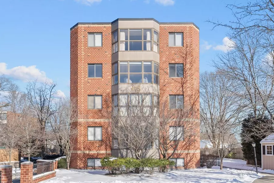 975 Massachusetts Ave #401, Arlington, MA 02476