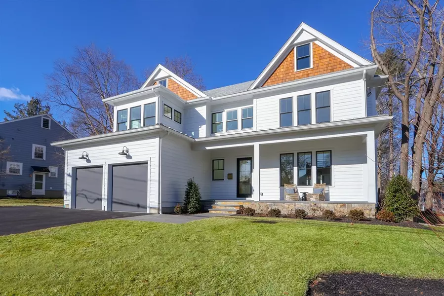 21 Kenney St, Needham, MA 02492