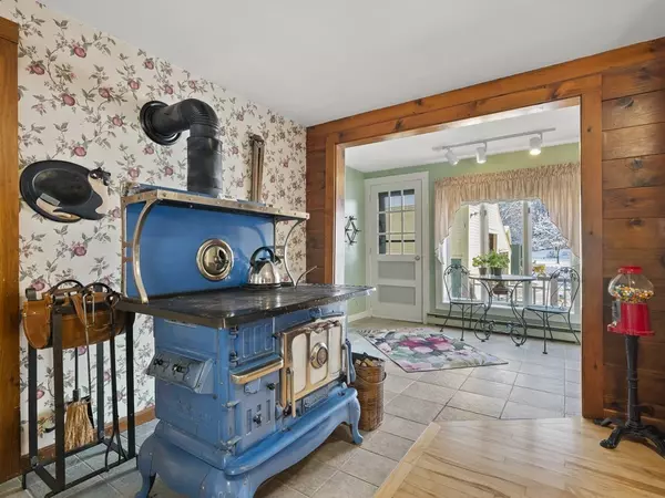 Acton, MA 01720,451 Main Street