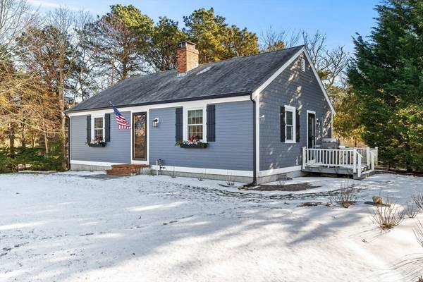 9 Mohegan Lane, Yarmouth, MA 02675