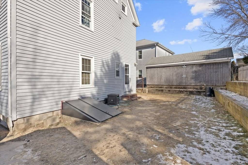Plymouth, MA 02360,20 Peck Ave