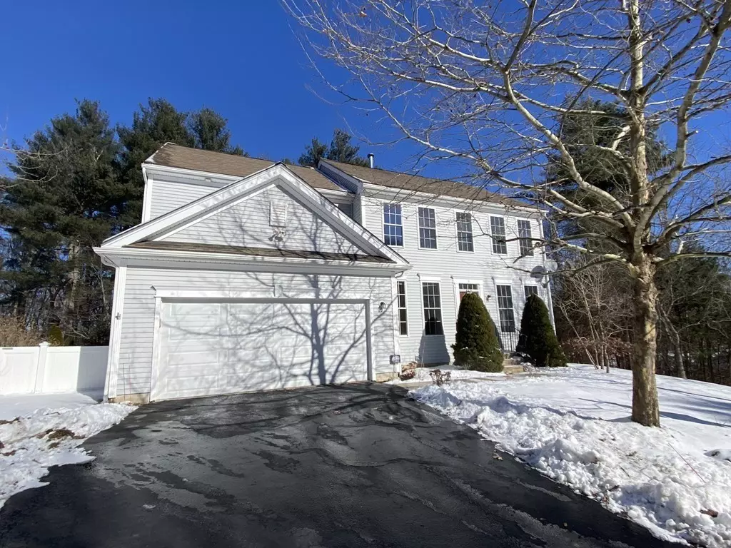 Grafton, MA 01560,8 Aspen Avenue