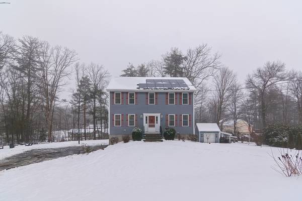 34 Ridgewood Circle, West Brookfield, MA 01585