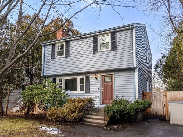 74 Grassland St, Lexington, MA 02421