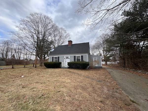 405 Central Ave, Seekonk, MA 02771