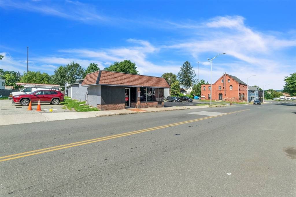 Chicopee, MA 01013,40 West Street