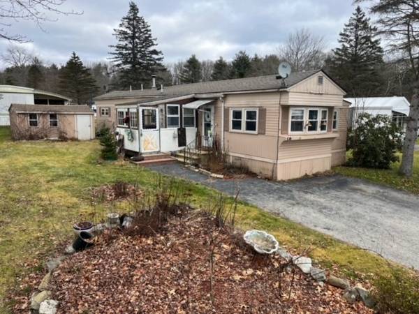 5 Buckboard Pass, Brookfield, MA 01506