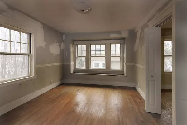 Milton, MA 02186,137 Church St.