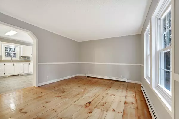 Carver, MA 02330,2 Dawn Way