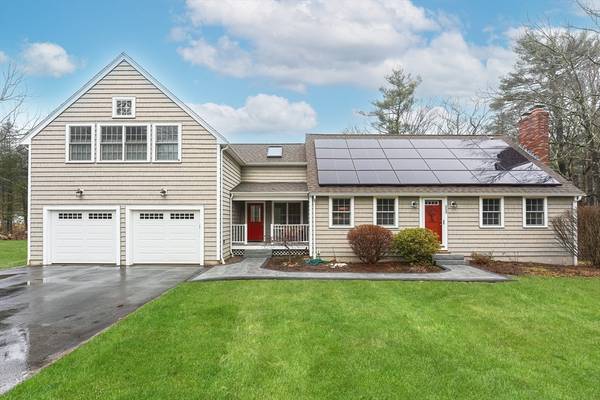 253 S Walpole St, Sharon, MA 02067