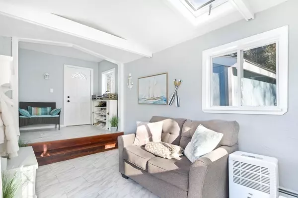 Plymouth, MA 02360,14 Barquentine Dr