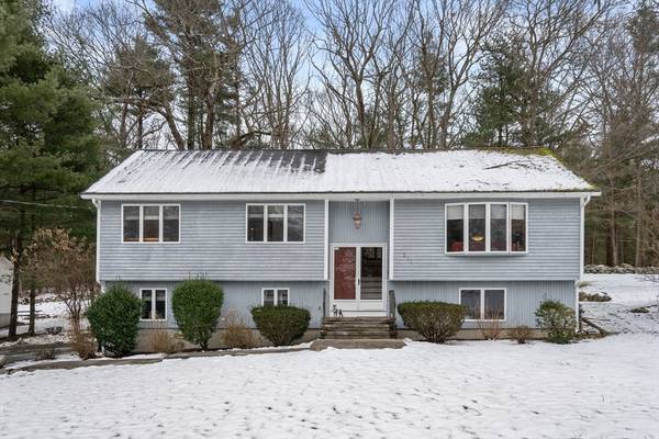 211 Golden Road, Stoughton, MA 02072