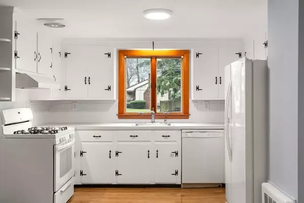 Lynn, MA 01904,71 Range Heights Rd