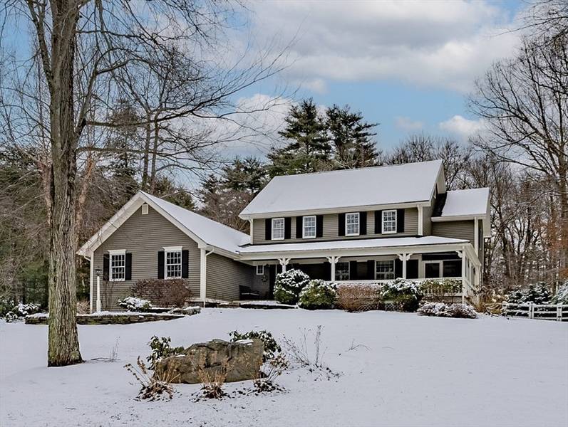 123 Westerly Cir, Ludlow, MA 01056