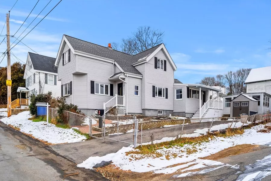 3 Greenville St, Haverhill, MA 01830