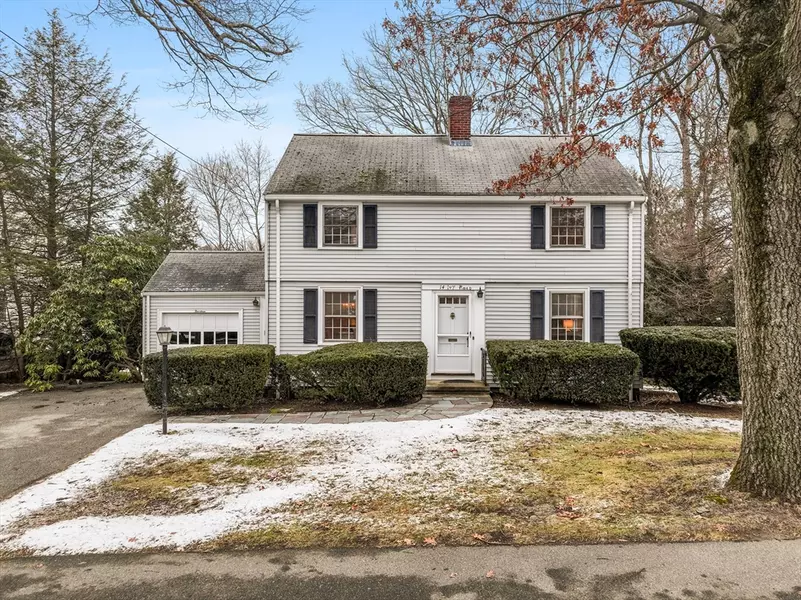 14 Ivy Rd, Wellesley, MA 02482