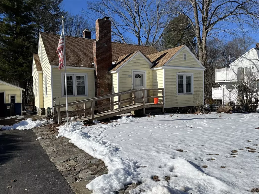 Millbury, MA 01527,33 Beach St