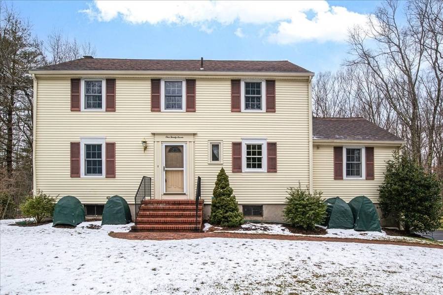 127 Locust Dr, Westwood, MA 02090