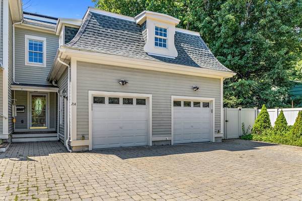 214 Concord St #B, Newton, MA 02462