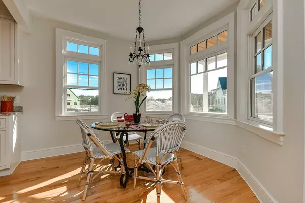 Sherborn, MA 01770,19 Millstone Dr #0