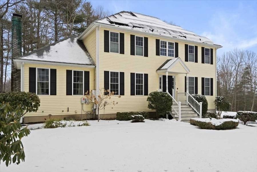 24 Quabbin Path, Sutton, MA 01590