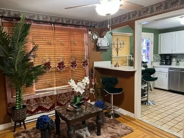 935 Methuen St #13 Dracut, MA 01826