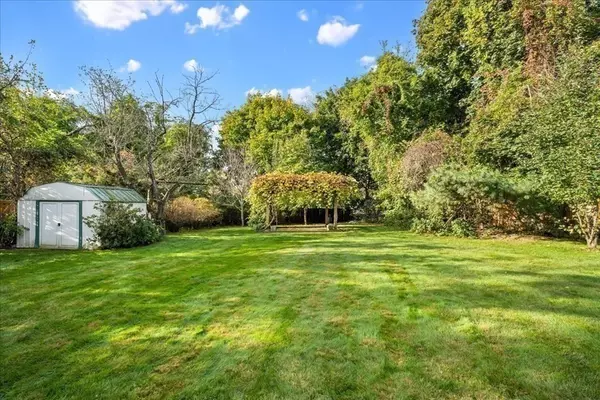 Shrewsbury, MA 01545,1 Minuteman Way