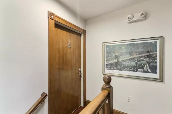 Cambridge, MA 02139,210 Prospect Street #4