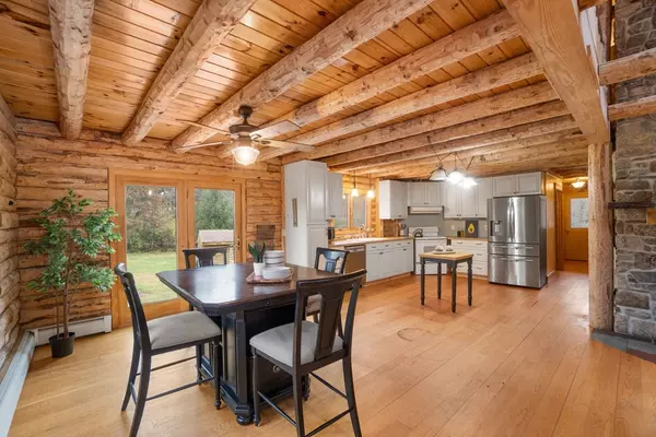 4 Field Of Dreams Rd Coventry, RI 02827