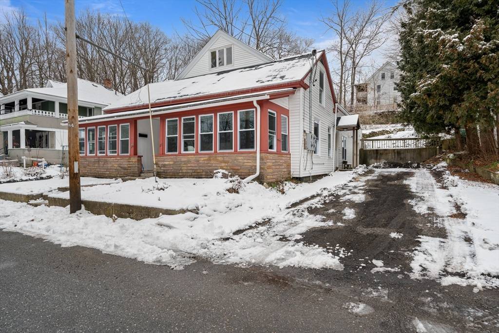 Athol, MA 01331,124 Cottage St