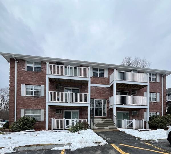 5 Kenmar Dr #14, Billerica, MA 01821