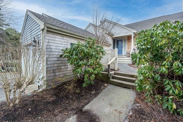 Yarmouth, MA 02675,9 Pine Grv #9