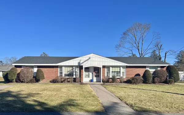 227 Colonel Bell #227, Brockton, MA 02301