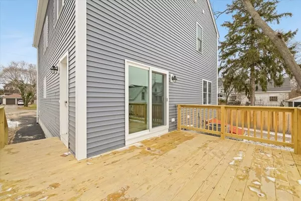 Brockton, MA 02301,18 Byron Ave