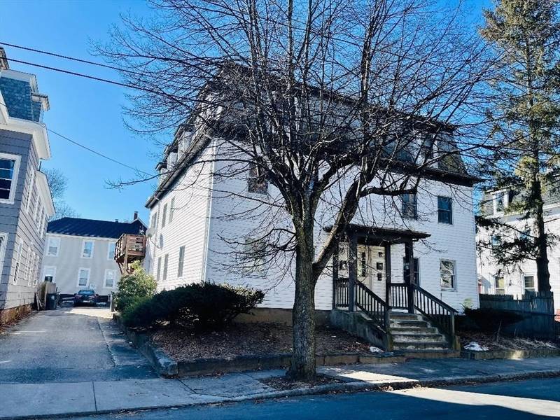 16-18 Bartlett St, Haverhill, MA 01832