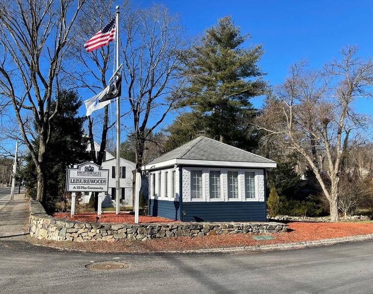 8 Ash Street, Rockland, MA 02370