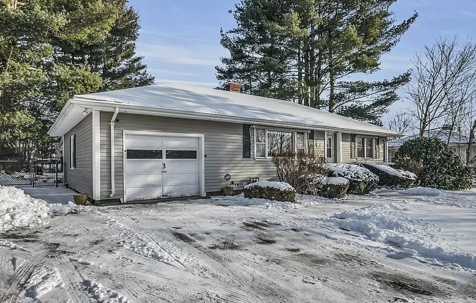 327 Lake Street, Haverhill, MA 01832