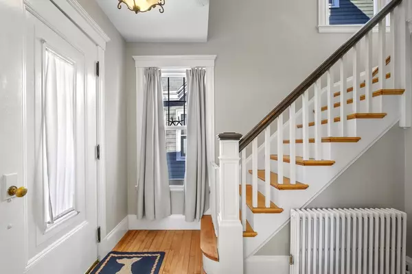 Swampscott, MA 01907,147 Burrill St