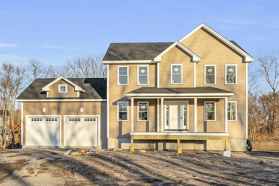 52 Fall River Ave, Seekonk, MA 02771