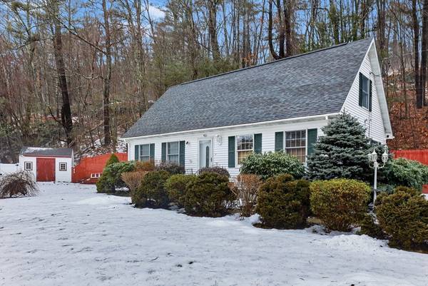 73 Allen Rd, Sturbridge, MA 01566