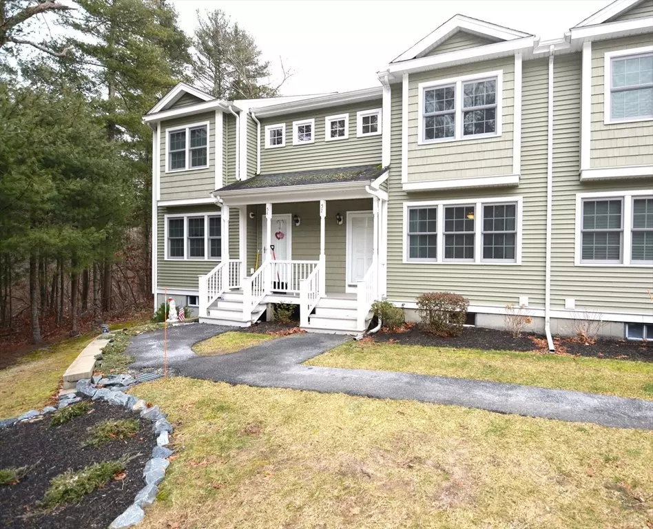 Hanson, MA 02341,52 Great Cedar Dr #52