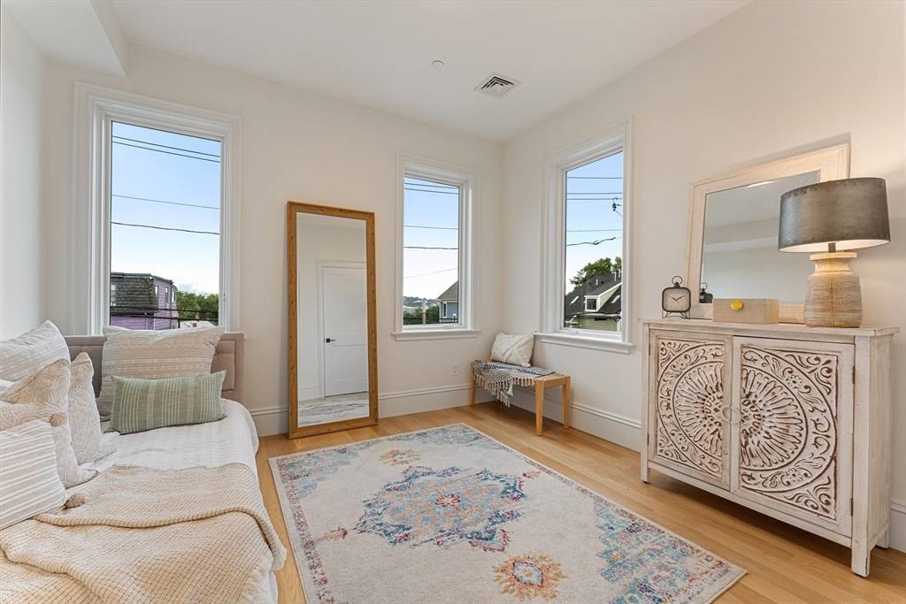 Boston, MA 02130,73 Sheridan Street #73-C1