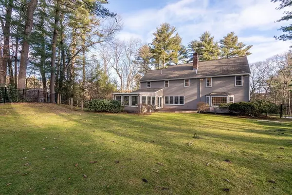 Weston, MA 02493,15 Bradyll Road