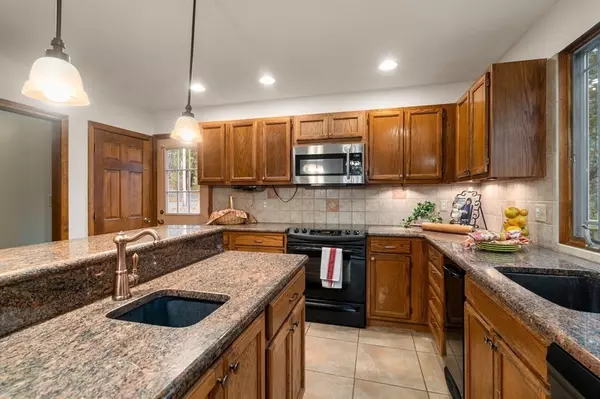 Grafton, MA 01536,53 Carroll