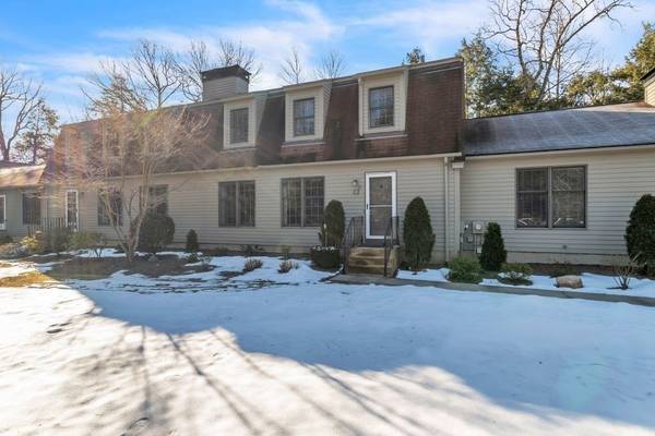 Westfield, MA 01085,419 Southwick Road #N61