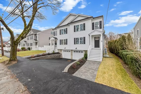 Arlington, MA 02474,32 Mott Street #32